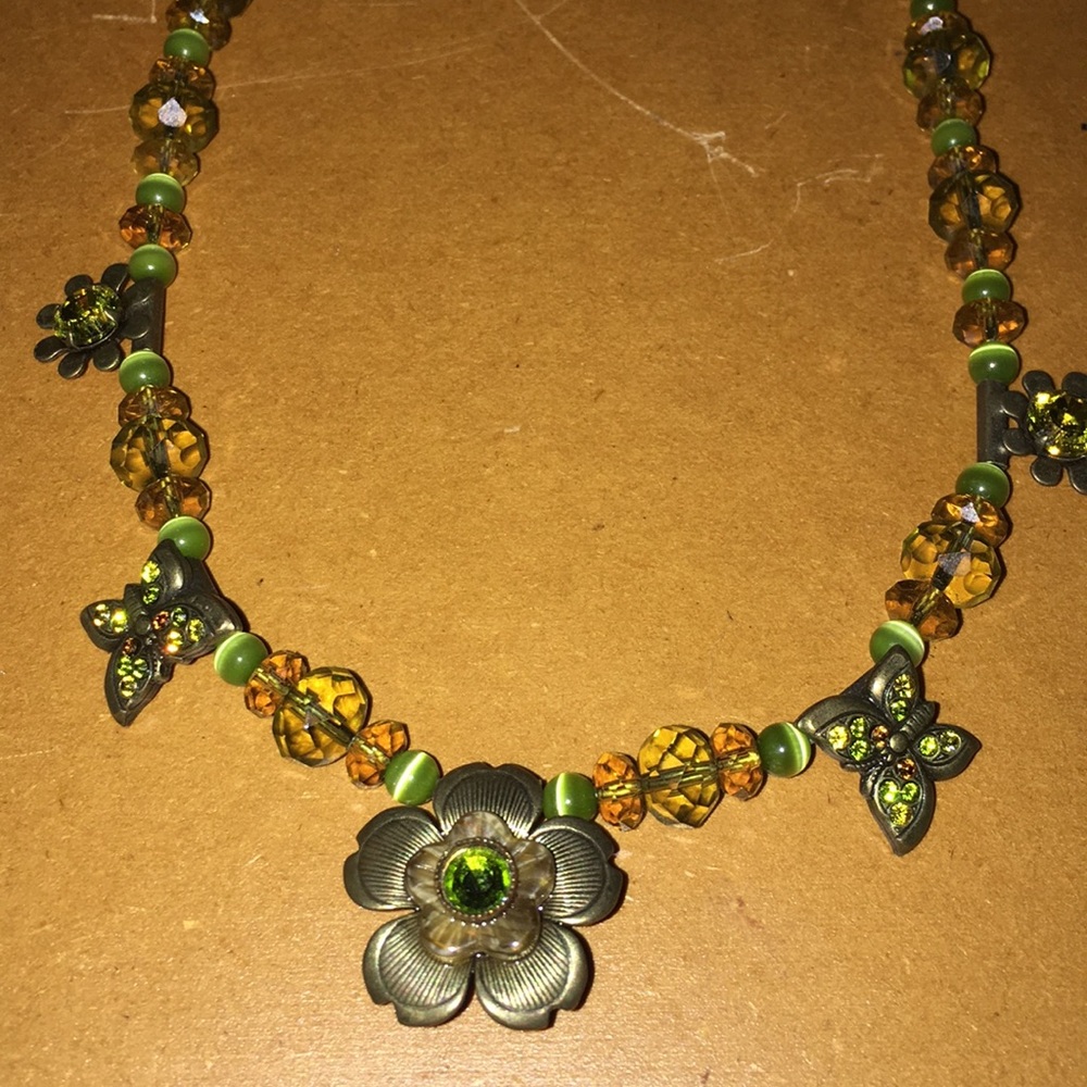 Necklace - Picture 2 of 2